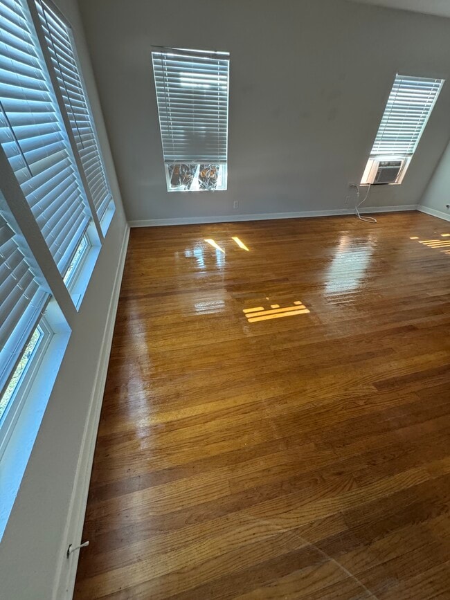 Photo - 229 Greer St