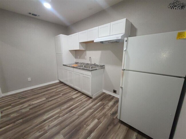 Photo - 2000 Fillmore St