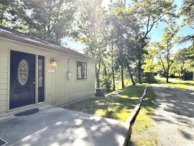 Photo - Country Living in the North Garden area, yet only 10 minutes to UVA! Unidad 2472 Red Hill Road