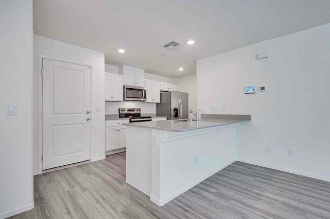 Photo - 6957 Honor Hl St