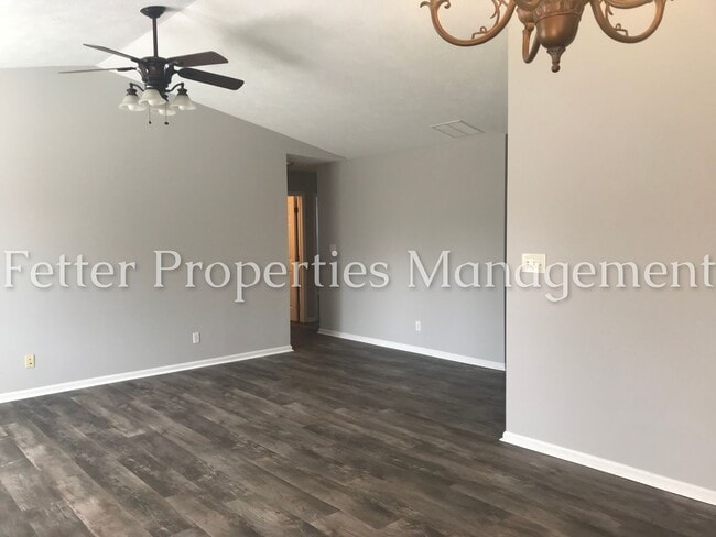 Photo - 3 Bedroom, North Side Home!!