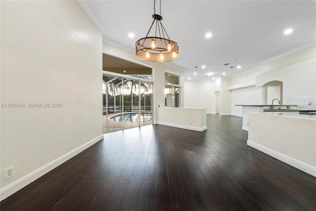 2893 Oakbrook Dr