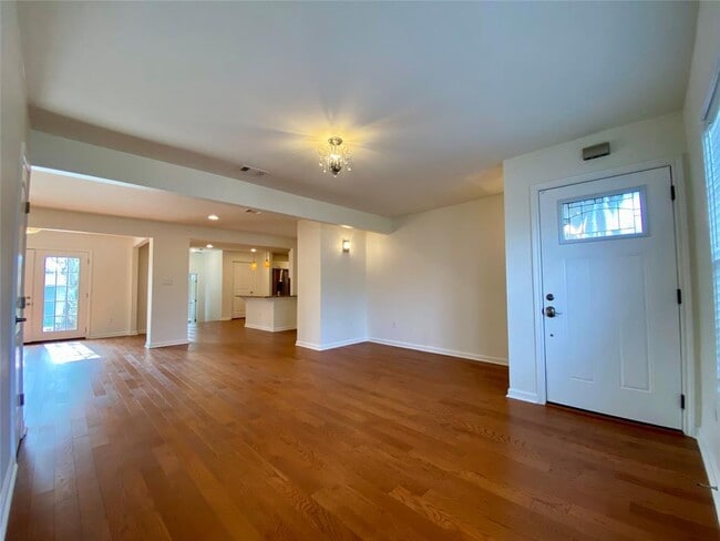 Photo - 2003 Patton Ln