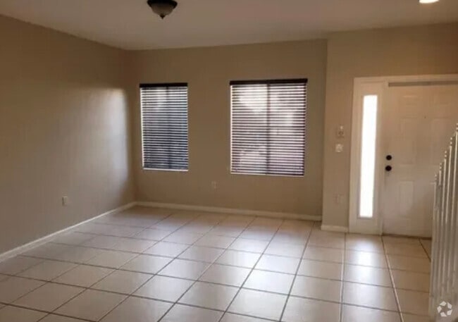 Building Photo - 2573 SW 83rd Ter Rental
