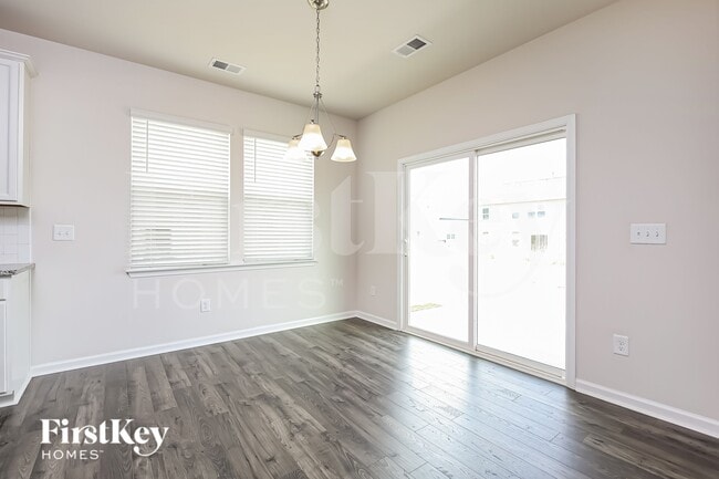 Photo - 12 Ramblehurst Rd