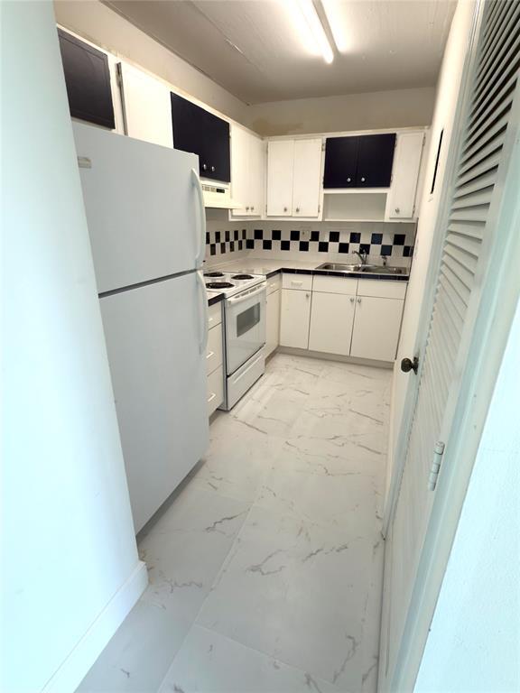 Building Photo - 720 Orton Ave Unit 304 Rental