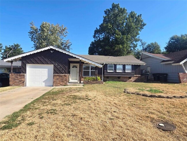 Building Photo - 3325 Beechwood Dr