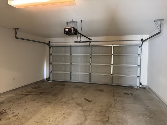 Photo - Beautiful 4 Bedroom Home for Lease in Denham Springs