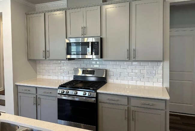 1765 Aspen River Ln