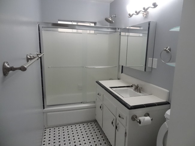 Photo - 653 7th St Unidad 653