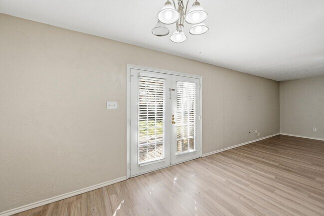 Photo - Beautifully Updated 3 Bed, 2 Bath Home