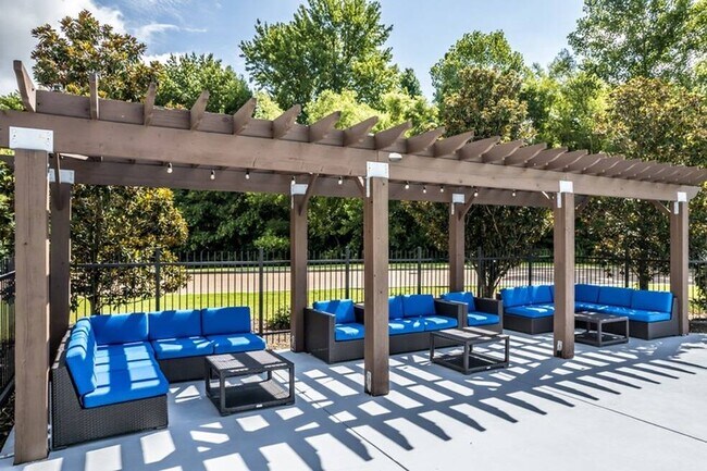 Pool Sitting Area