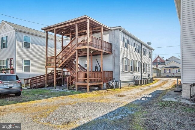 Building Photo - 281 4th Ave Rental