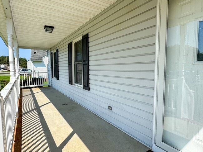 Photo - 4308 Boxwood Dr