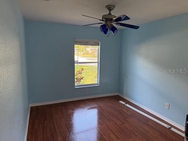 Photo - 911 Valmar St