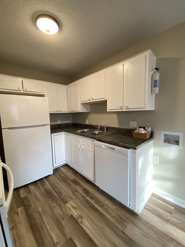 Photo - 115/117 Jockey Club Dr Unit 117