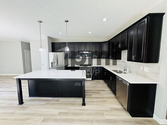 Photo - 5749 Shadowfair Ln