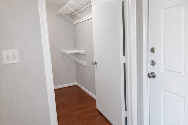 Photo - 134 S Bend Ct