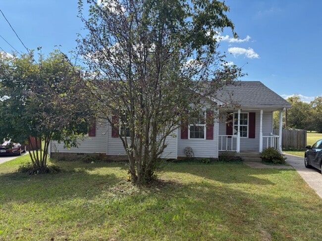 Building Photo - LaVergne-3BR/2BA-1250 SF