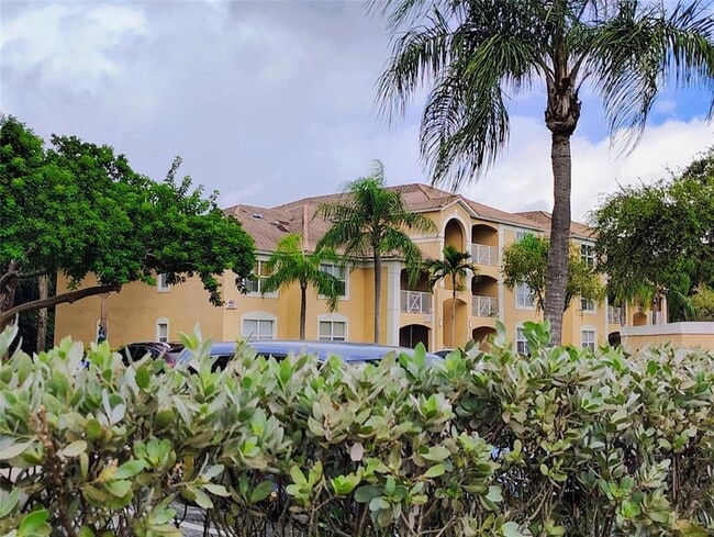 Photo - 5590 NW 61st St Unit 801