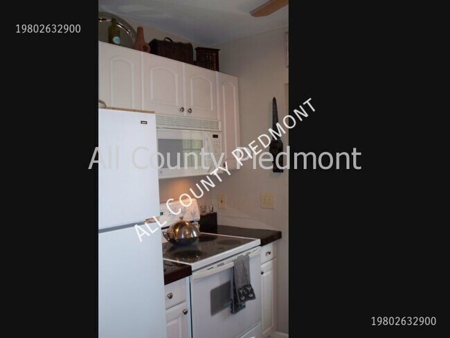 Photo - 1544 Pecan Ave