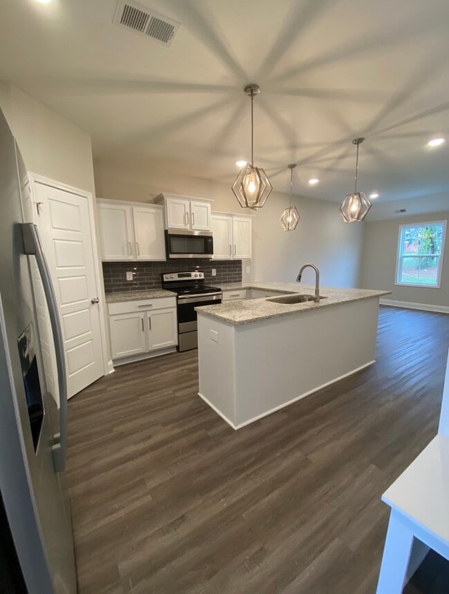 Photo - 1036 Glenkirk Dr