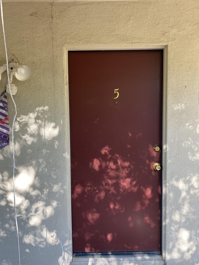 Photo - 120 E Fairmont Ave