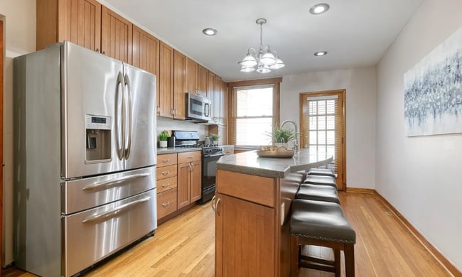 Photo - 640 S Lakewood Ave