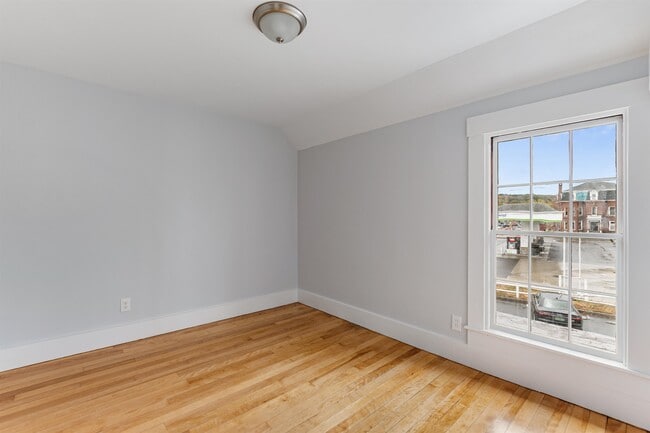 Photo - 109 Pleasant St Unit 202