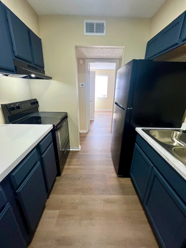 Tiger Den Apartments