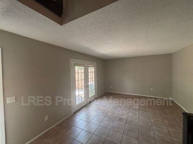 Photo - 4620 Lighthouse Cir