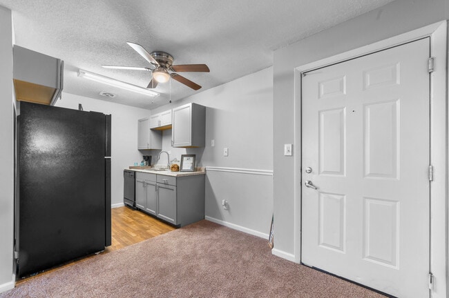 Photo - Overlook 380