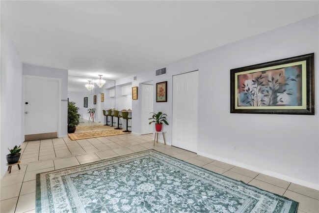 Photo - 1799 N Highland Ave Unidad 22
