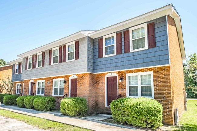 Avalon Townhouse Apartments - Avalon Townhouse Apartments