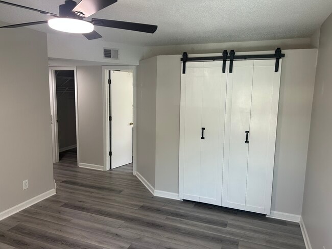 Photo - 8960 Duckview Dr Unit #F