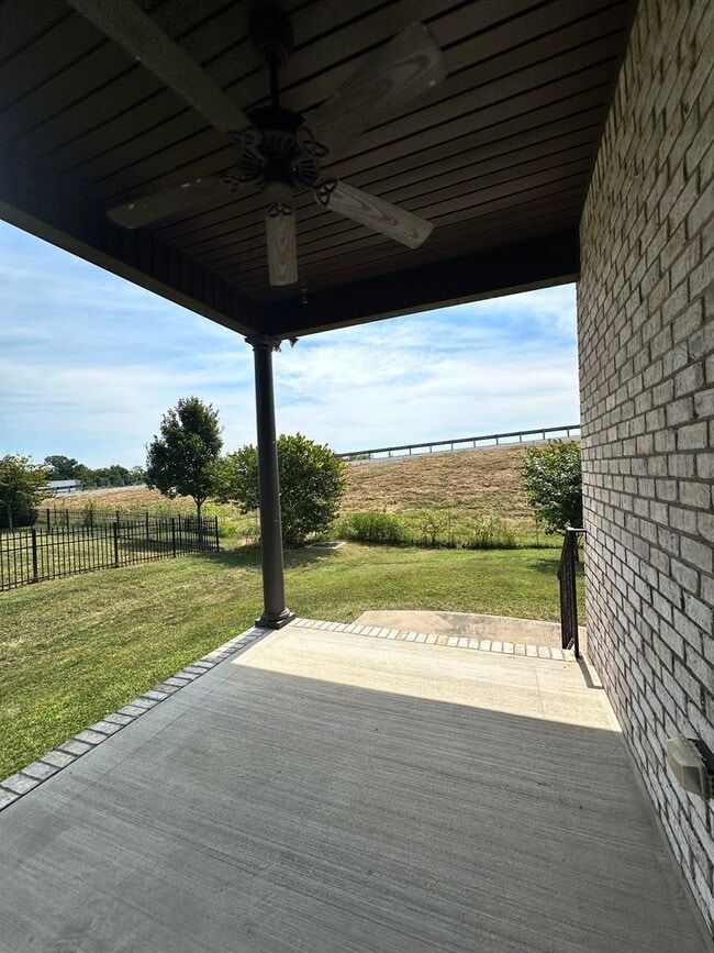 Photo - Stunning 3 Bedroom 2 Bath House