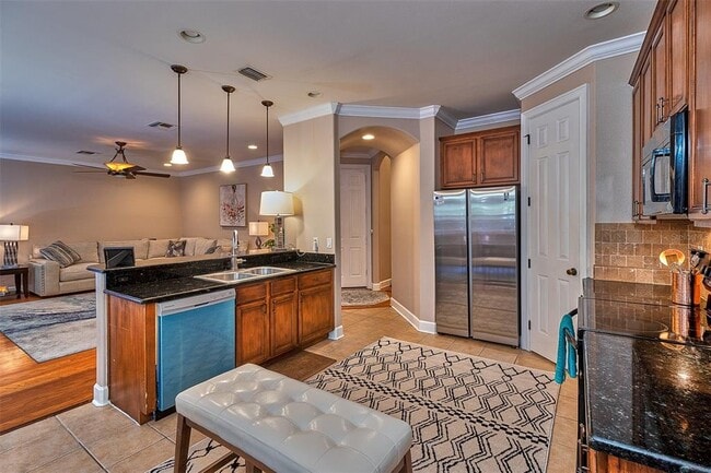 Photo - 6211 S MacDill Ave