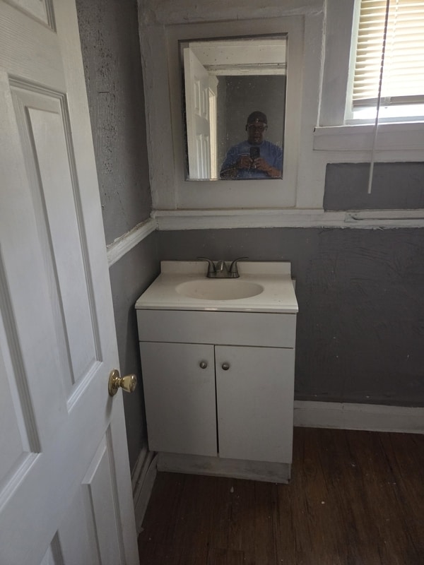 Photo - 10702 Bryant Ave