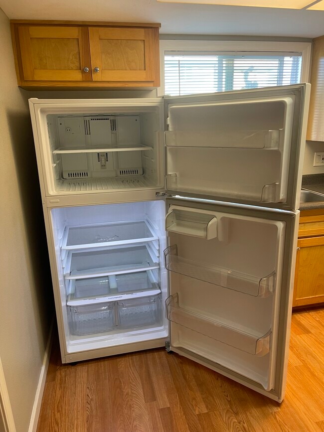 Photo - 5746 Tilton Ave