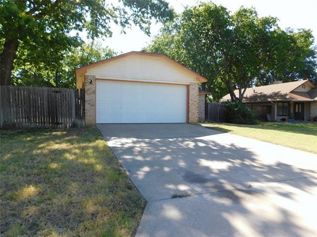 Photo - 404 Pace Dr