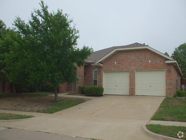 Building Photo - 208 Lake Village Dr Rental