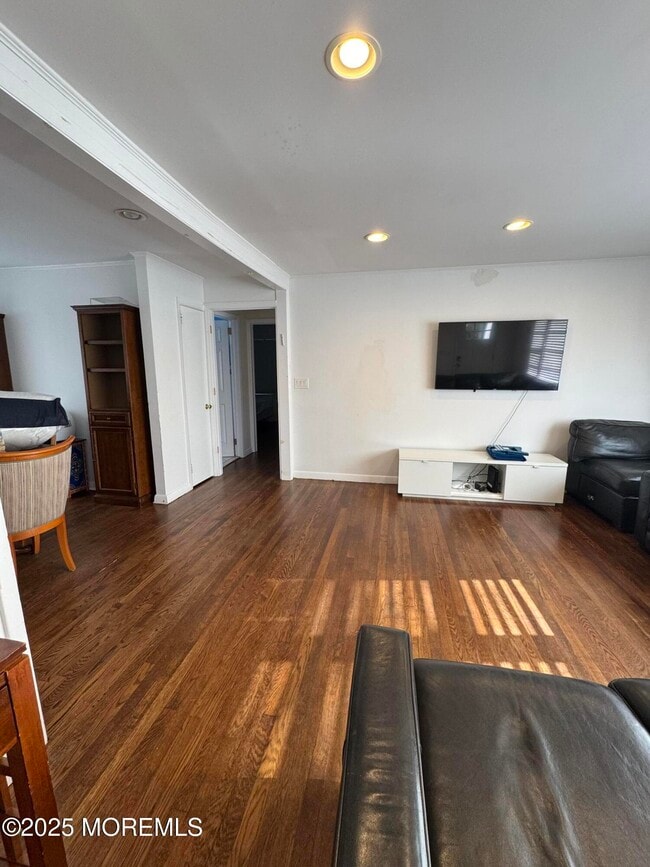 Photo - 259 Garfield Ave