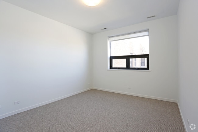 2BR, 2BA - Bedroom