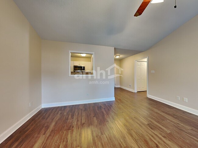 Photo - 216 Orleans Dr