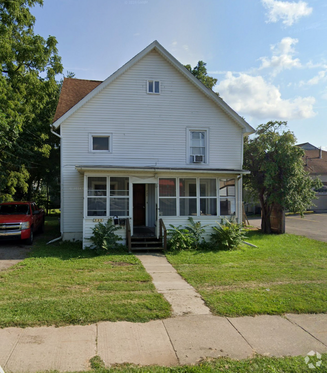 Building Photo - 727 W Ganson St Unit 2 Rental