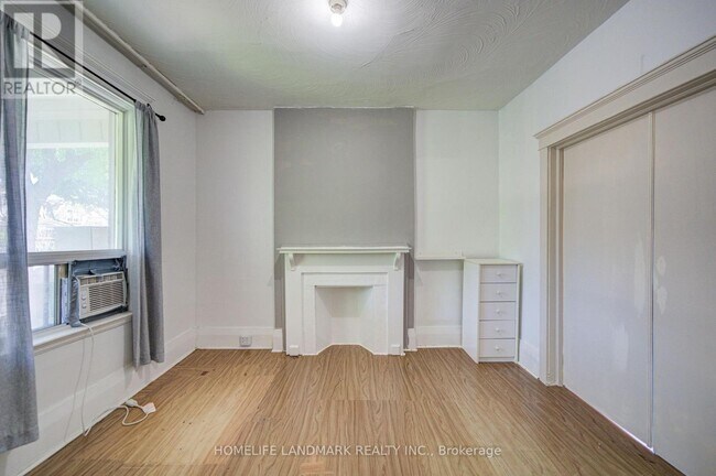 Photo - 19 Armstrong Ave