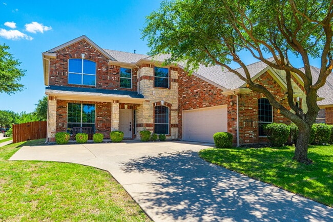 Building Photo - **This home checks all the boxes!**