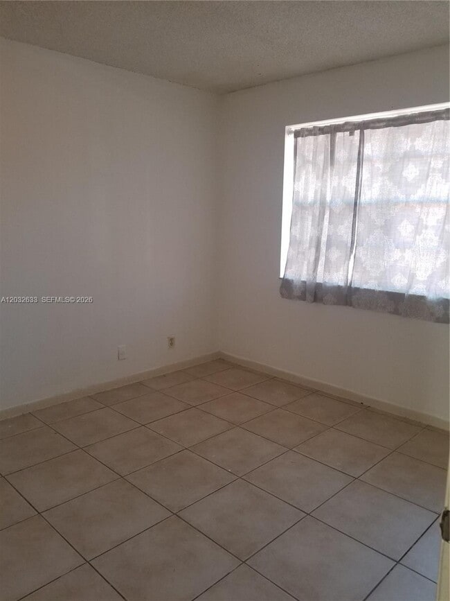 Photo - 11450 NW 43rd St Unit 11450
