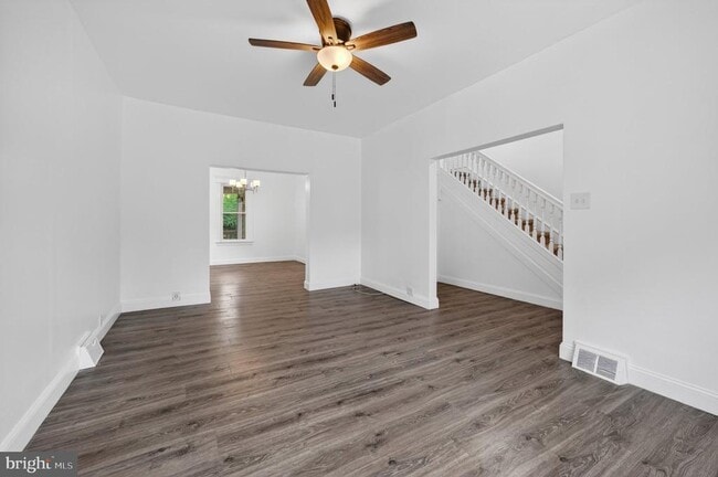 302 Sloan Ave