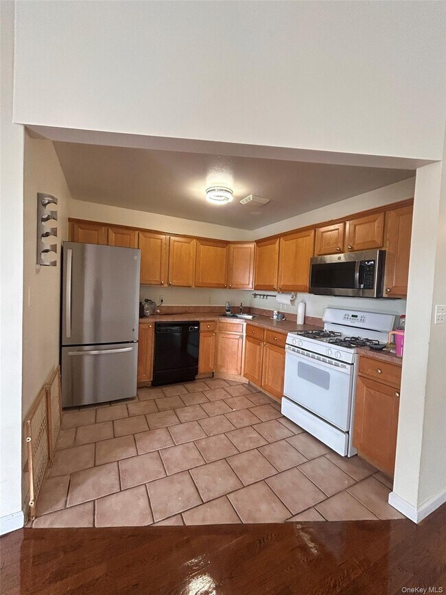 Building Photo - 3233 Philip Ave Unit #3 Rental